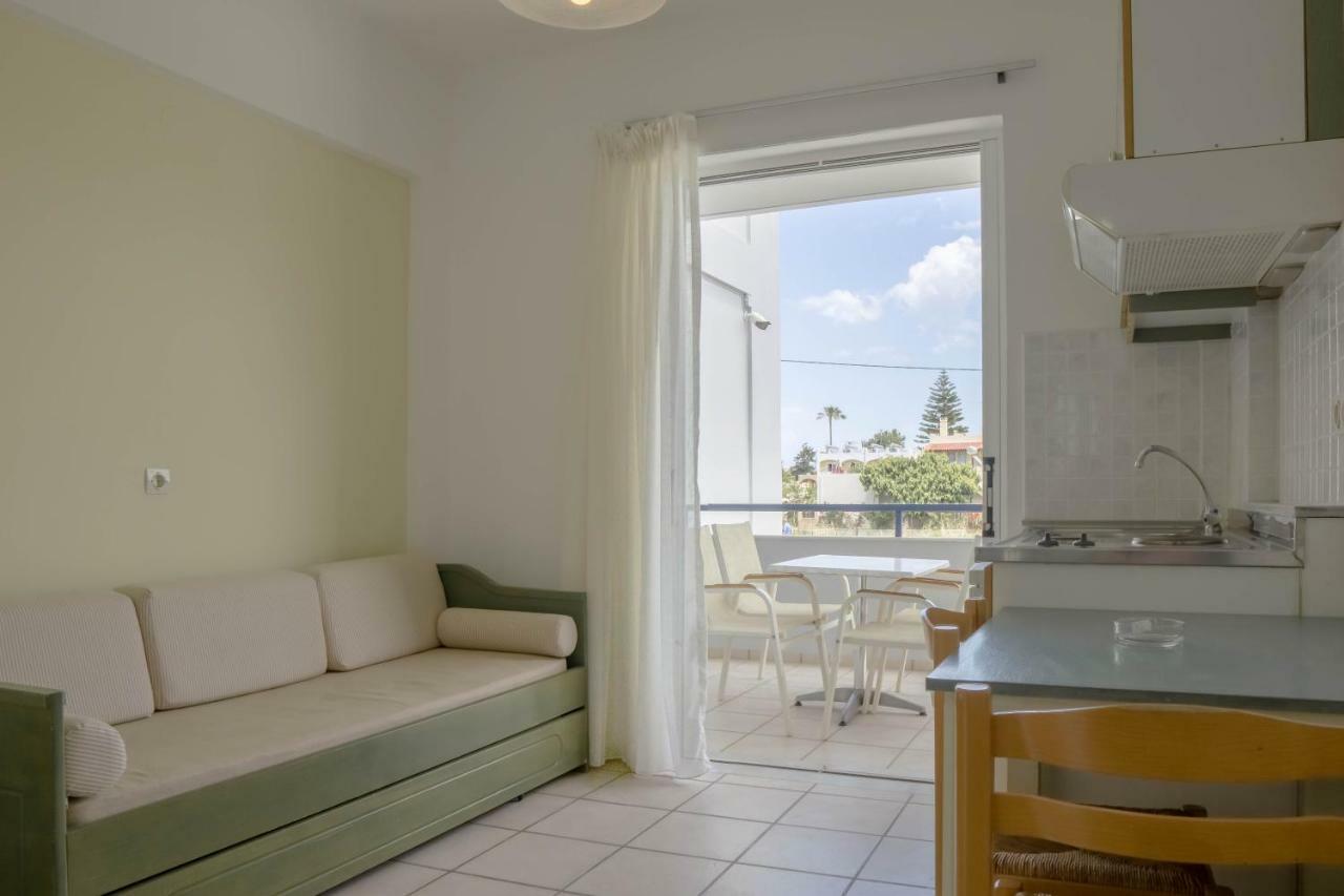 Pinelopi Hotel Platanias Extérieur photo