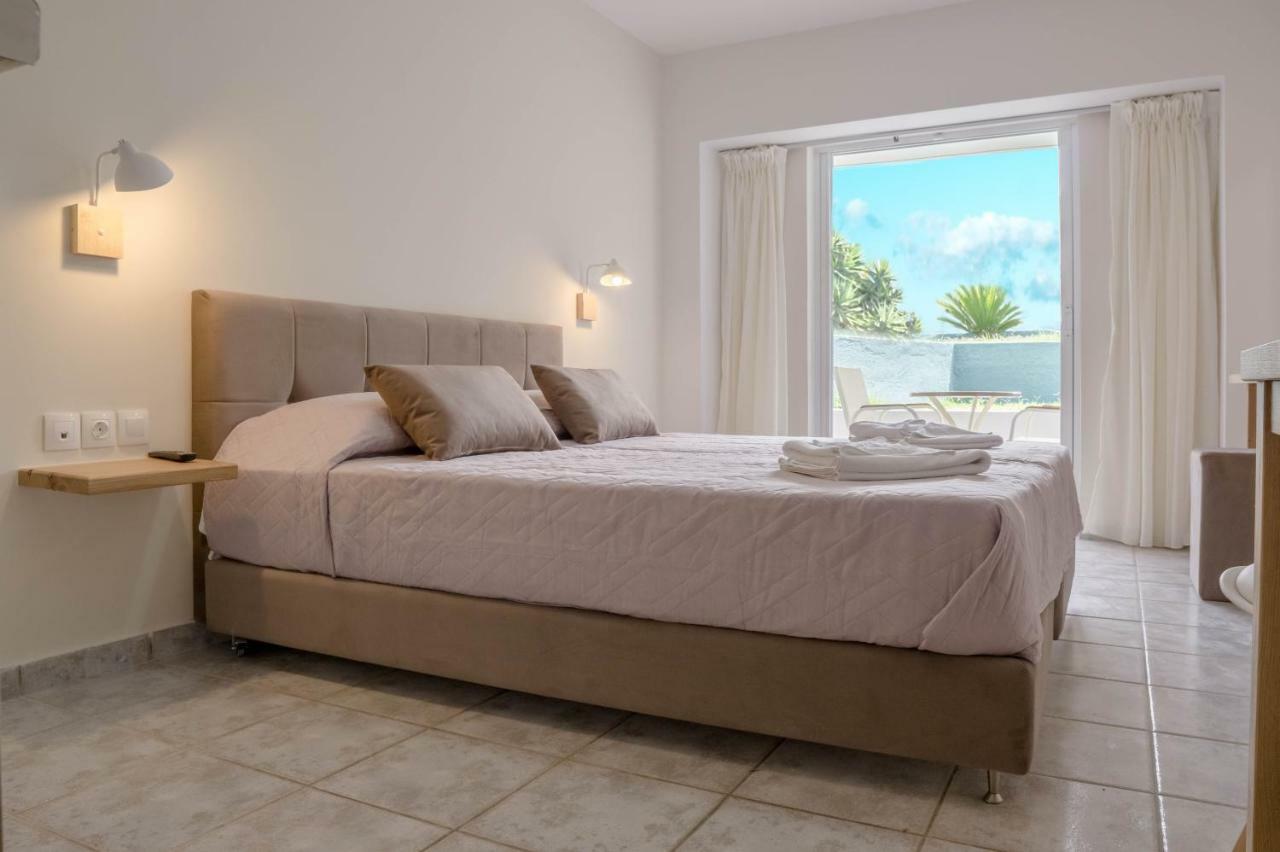 Pinelopi Hotel Platanias Extérieur photo