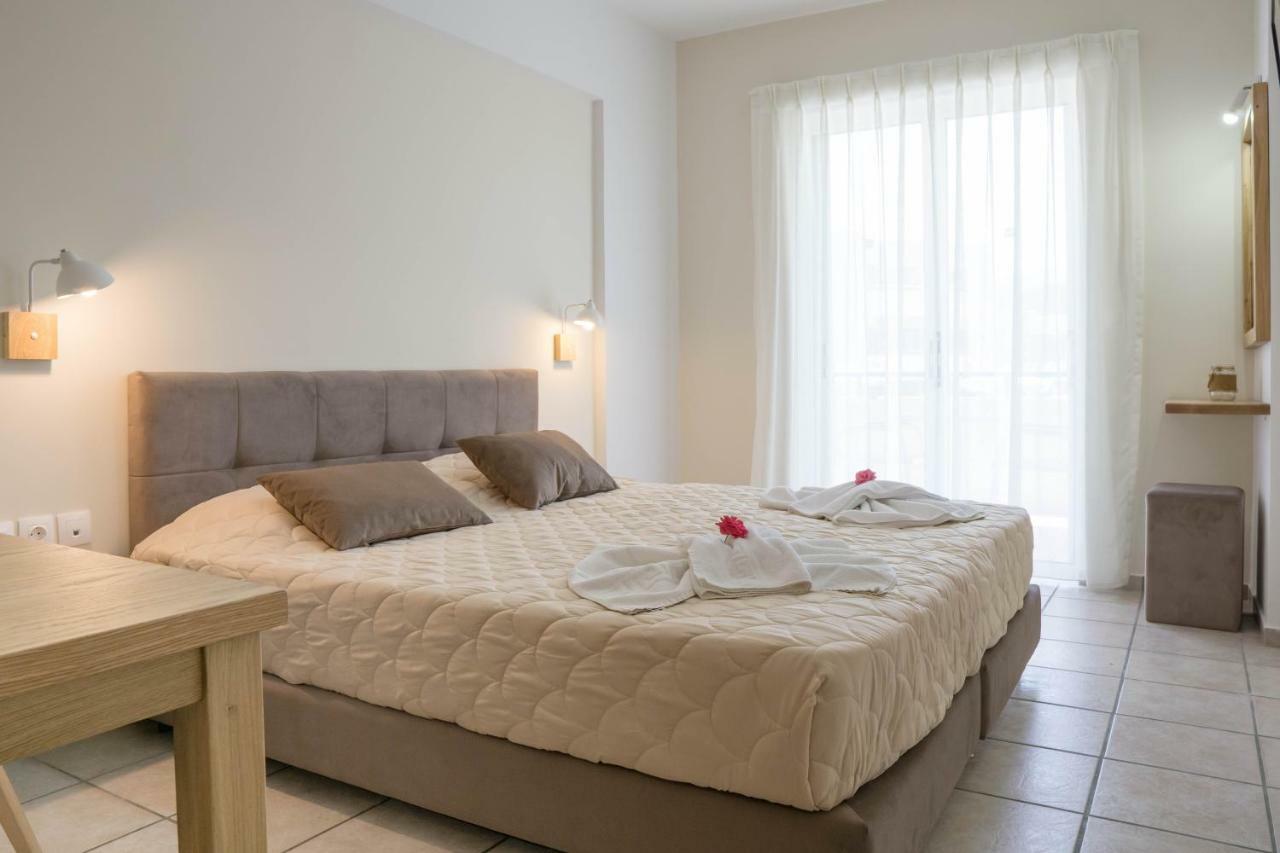 Pinelopi Hotel Platanias Extérieur photo