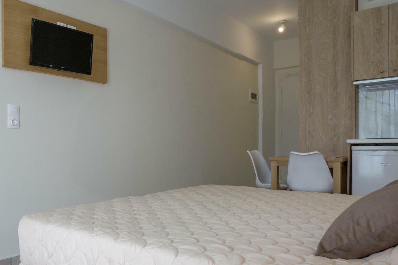 Pinelopi Hotel Platanias Extérieur photo